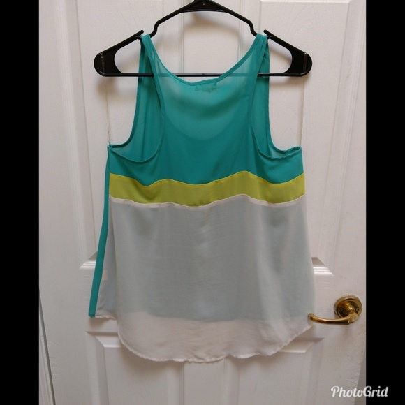 Large boutique sheer tank - Picture 1 of 3